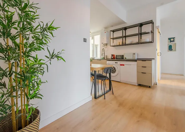 Aventura y tradición en La Latina, conoce Toledo 77